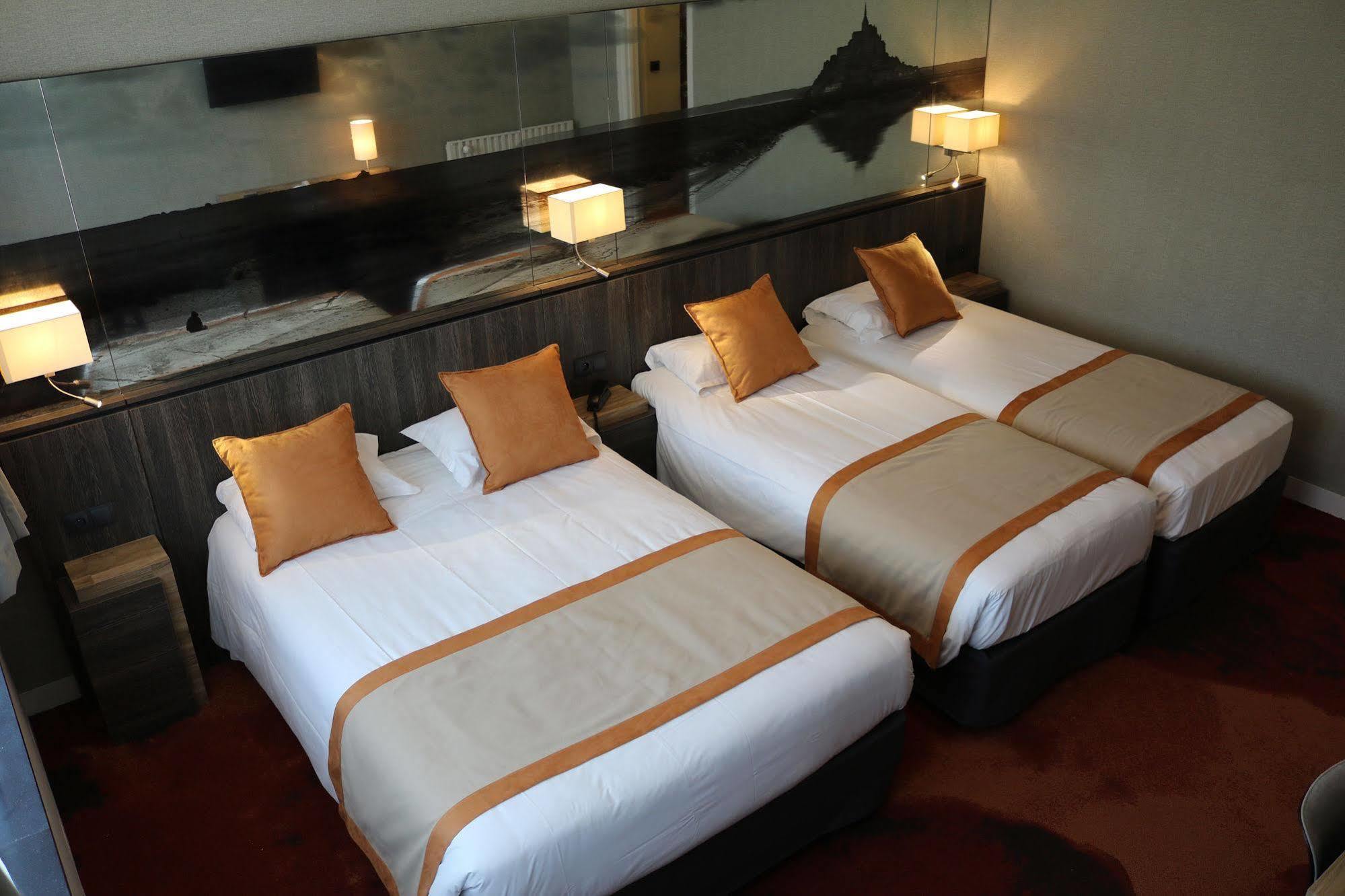 Hotel De La Digue Mont-Saint-Michel Екстер'єр фото